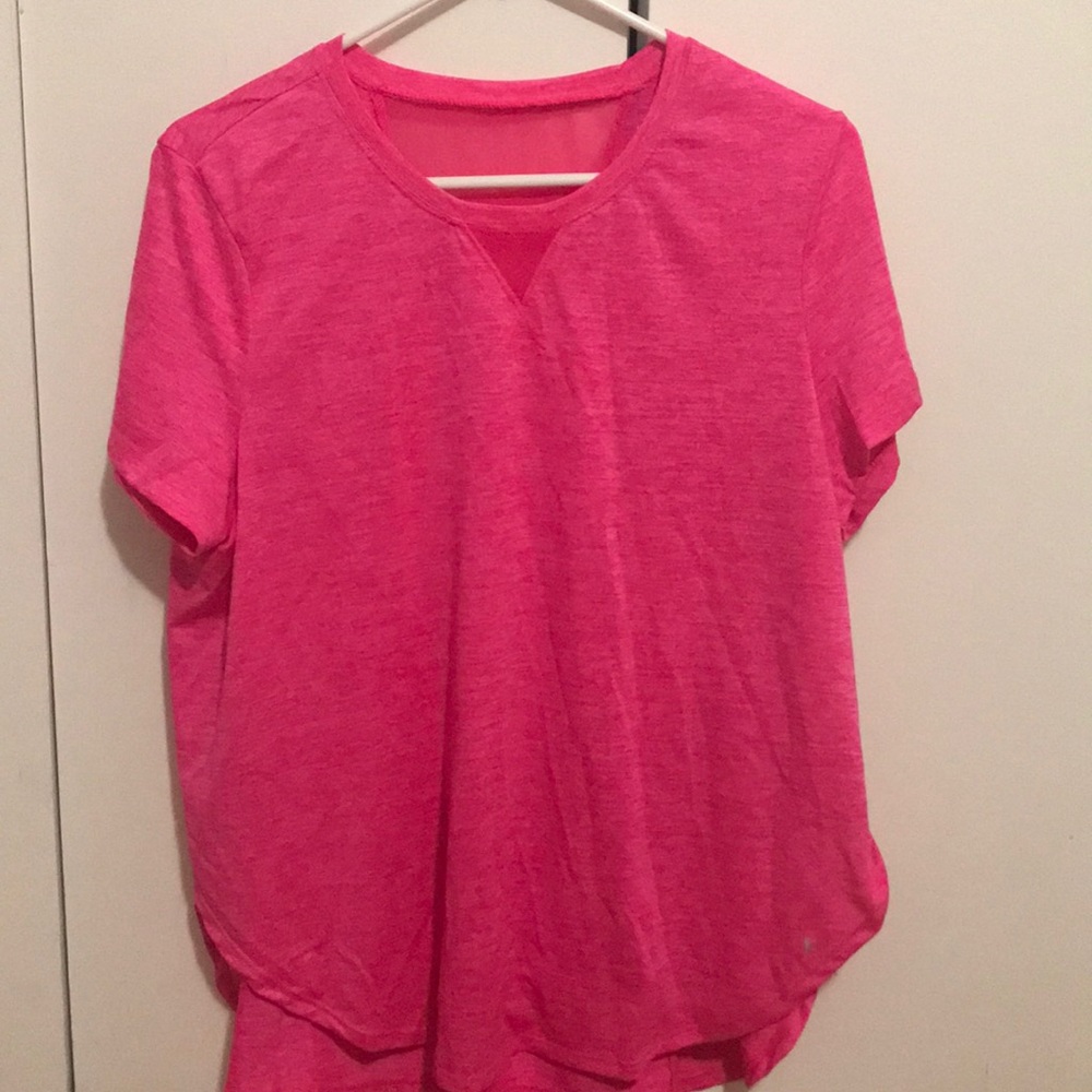 Pink tee